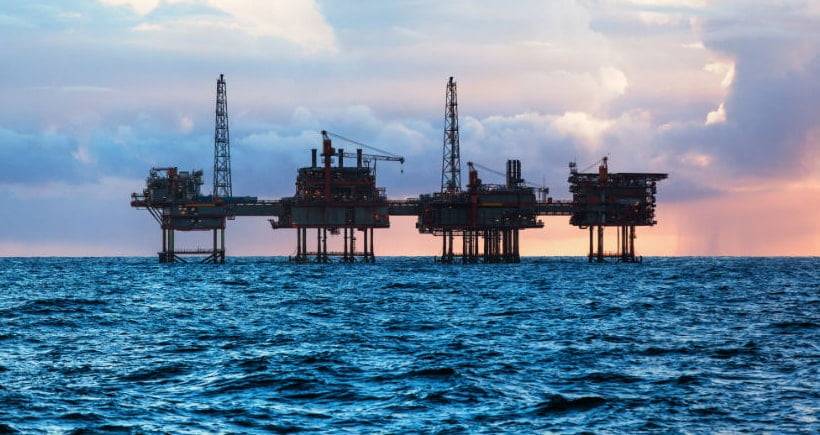 Offshore Project: Challenges of a Project Scheduler